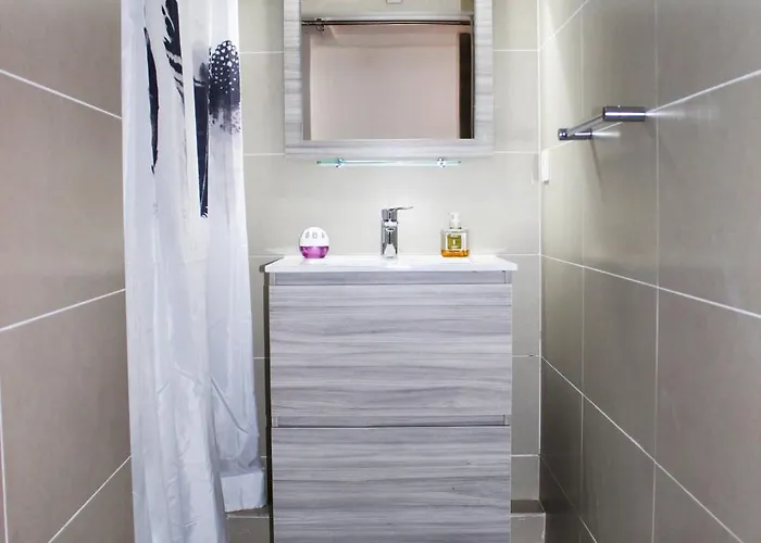 Apartment Lofty - Massena Sq - 5 Min Walk *