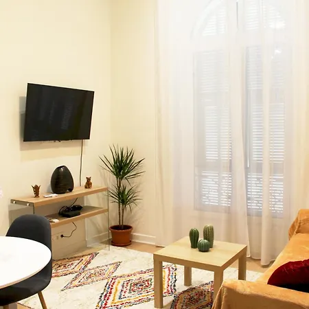 Lofty - Massena Sq - 5 Min Walk