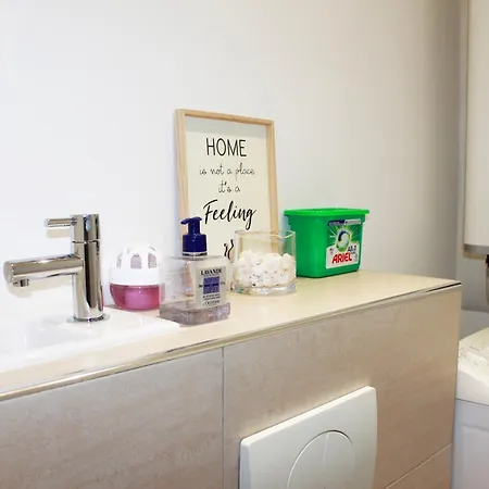 Lofty - Massena Sq - 5 Min Walk *