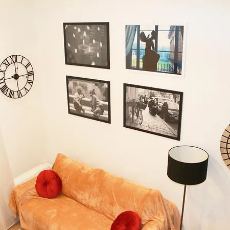 Lejlighed Lofty - Massena Sq - 5 Min Walk